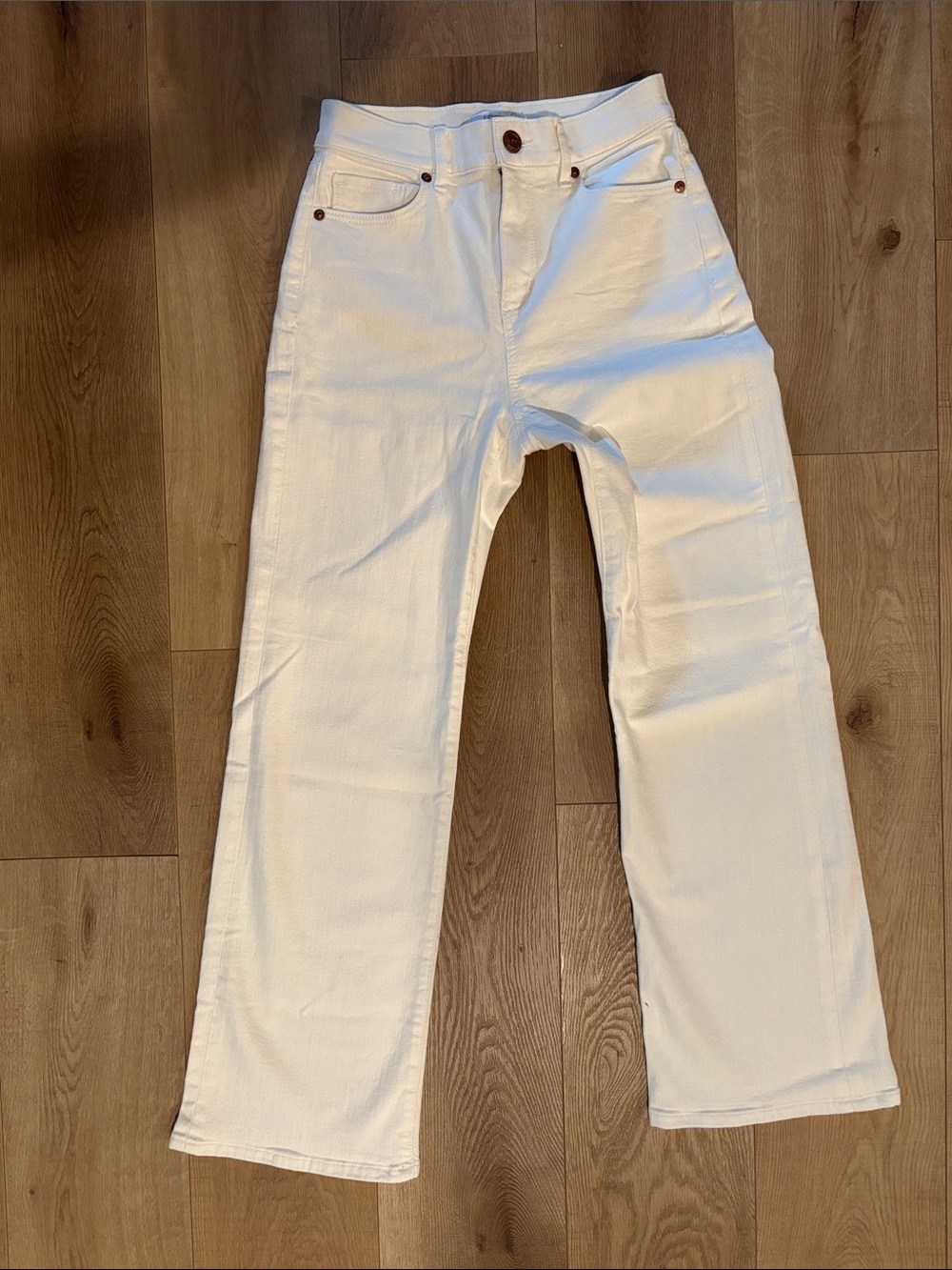 Loft Outlet High-Rise Wide Leg White Jeans -Size 0 Petite